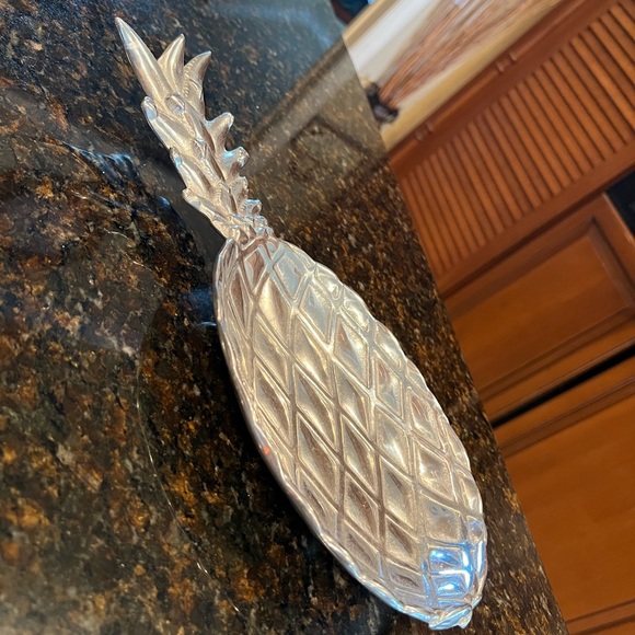 Vintage Wilton Armetale Pineapple Large Serving Dish - Picture 5 of 11